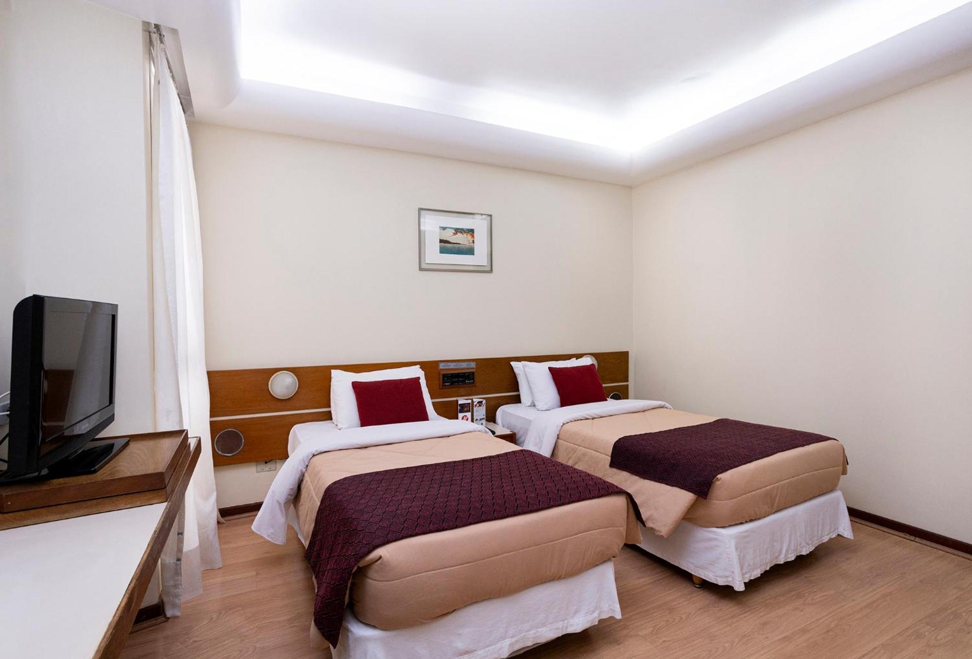 סאו פאולו Nikkey Palace Hotel מראה חיצוני תמונה